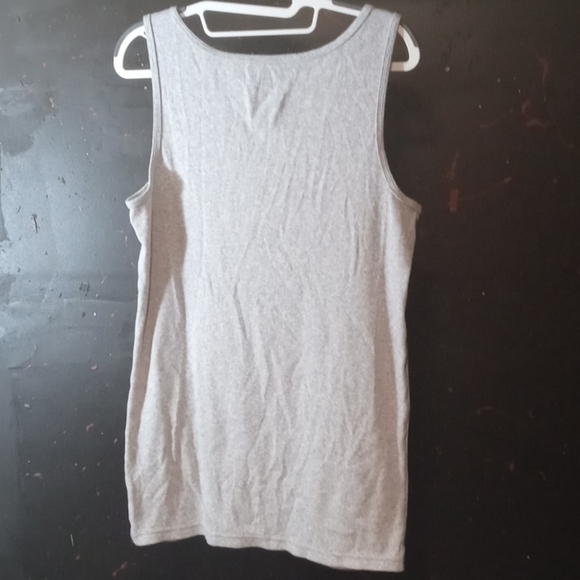 Gray ribbed tank - Picture 4 of 4